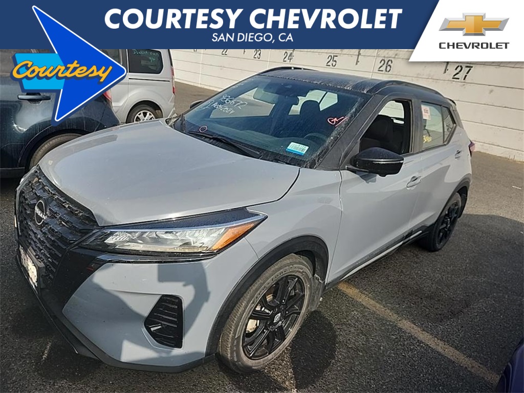 2024 Nissan Kicks SR