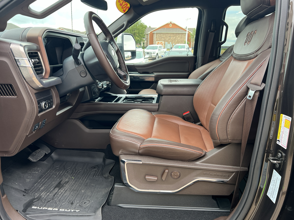2025 Ford F-350 King Ranch photo 21