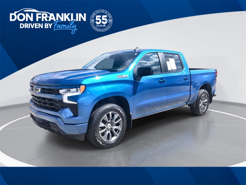 2023 Chevrolet Silverado RST's photo