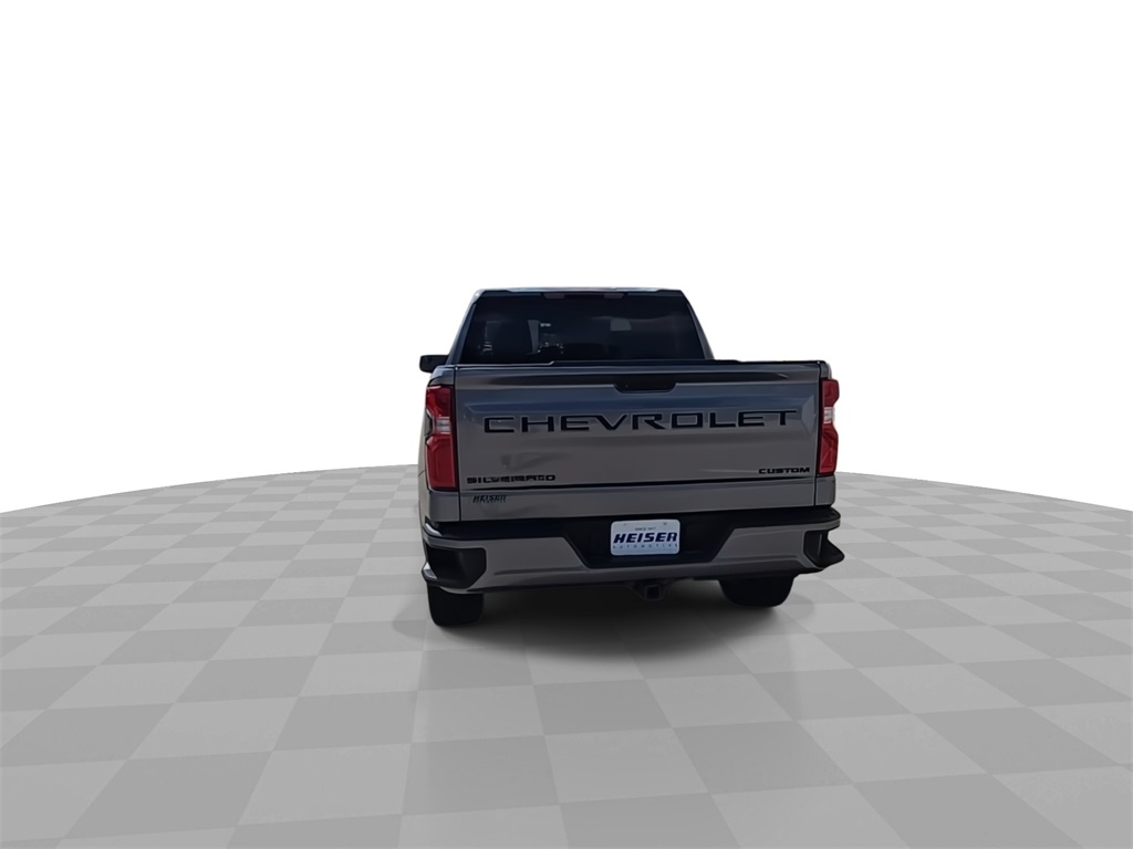 2021 Chevrolet Silverado 1500 Custom photo 7