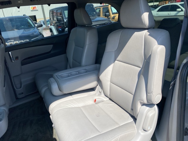 2015 Honda Odyssey EX-L photo 17