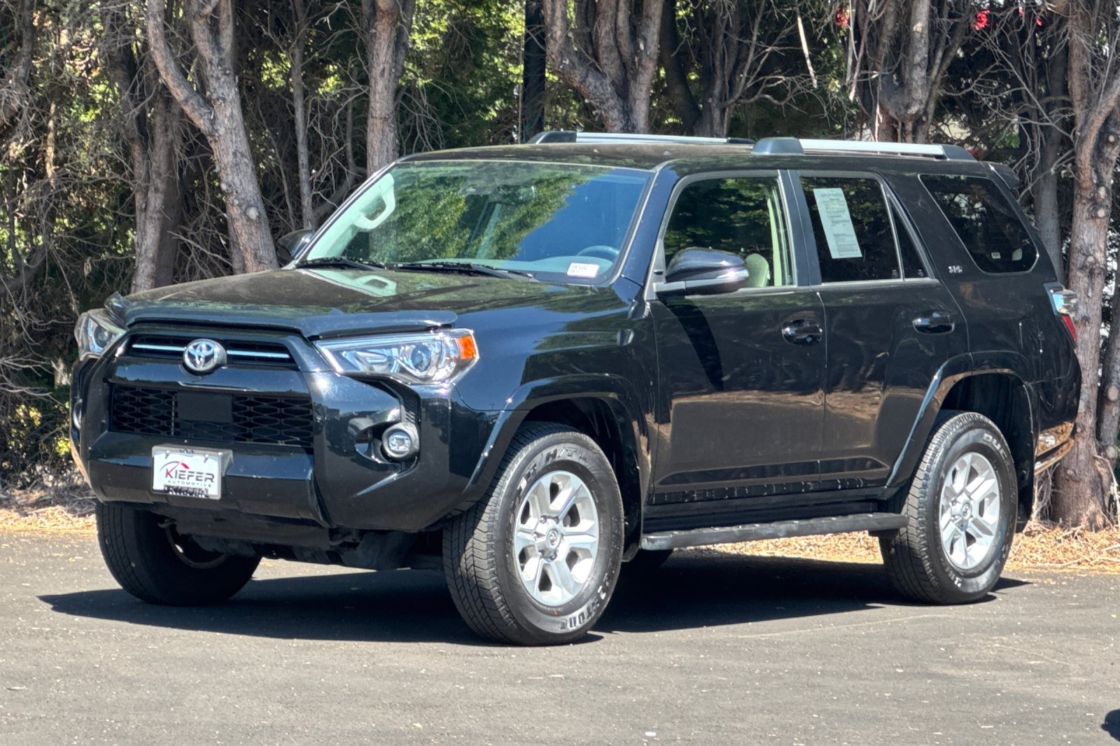 2024 Toyota 4Runner SR5 Premium photo 7