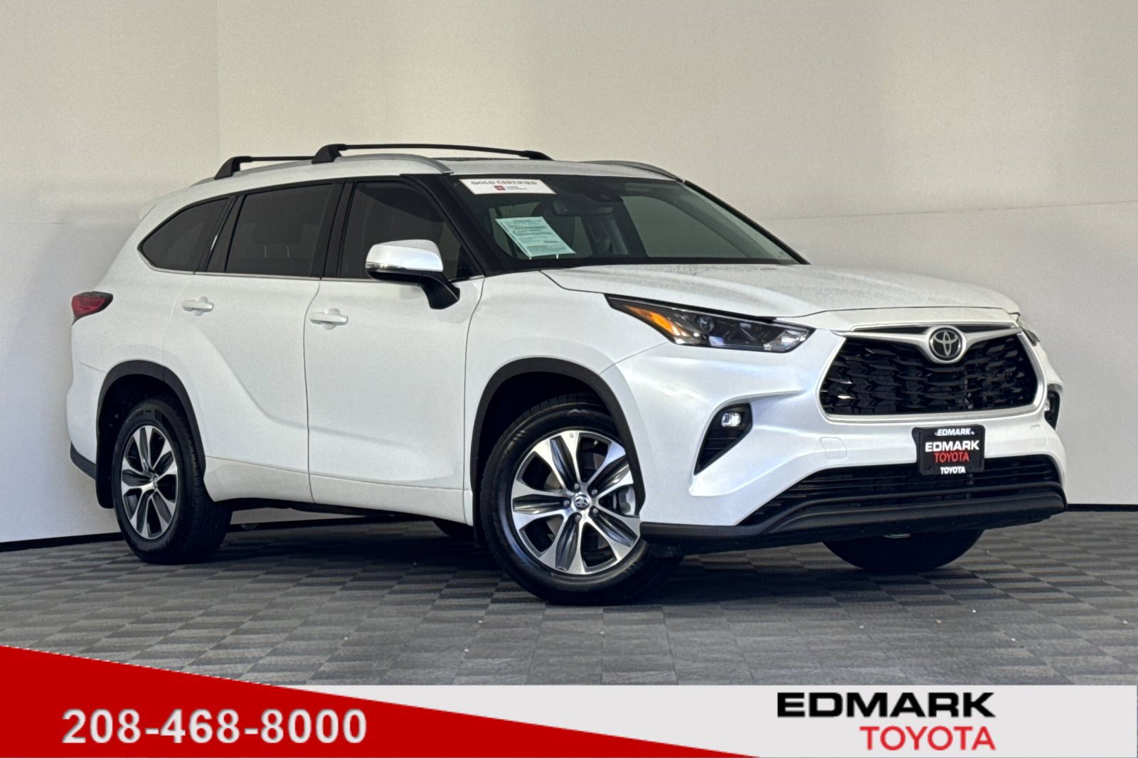 2022 Toyota Highlander XLE's photo
