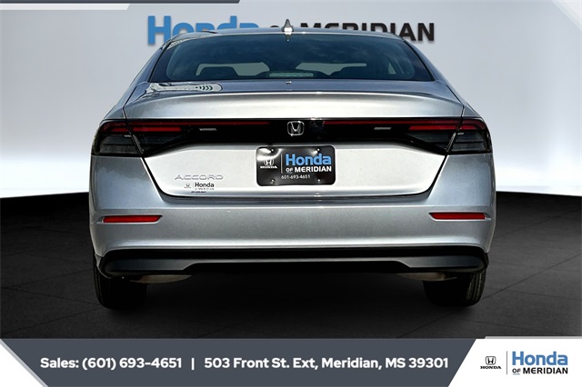 2025 Honda Accord LX photo 4
