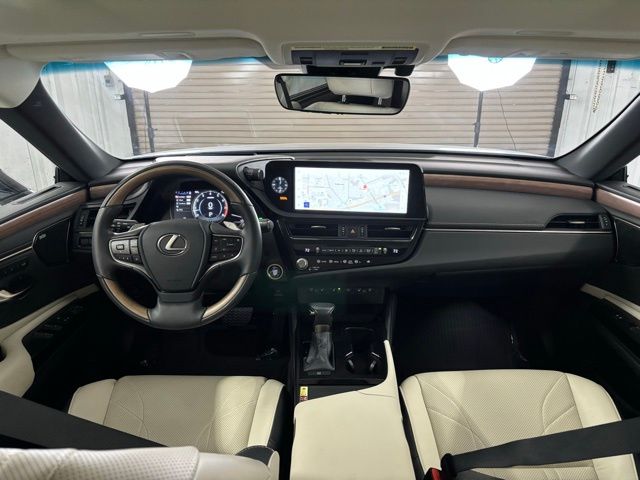 2023 Lexus ES 350 Ultra Luxury photo 13