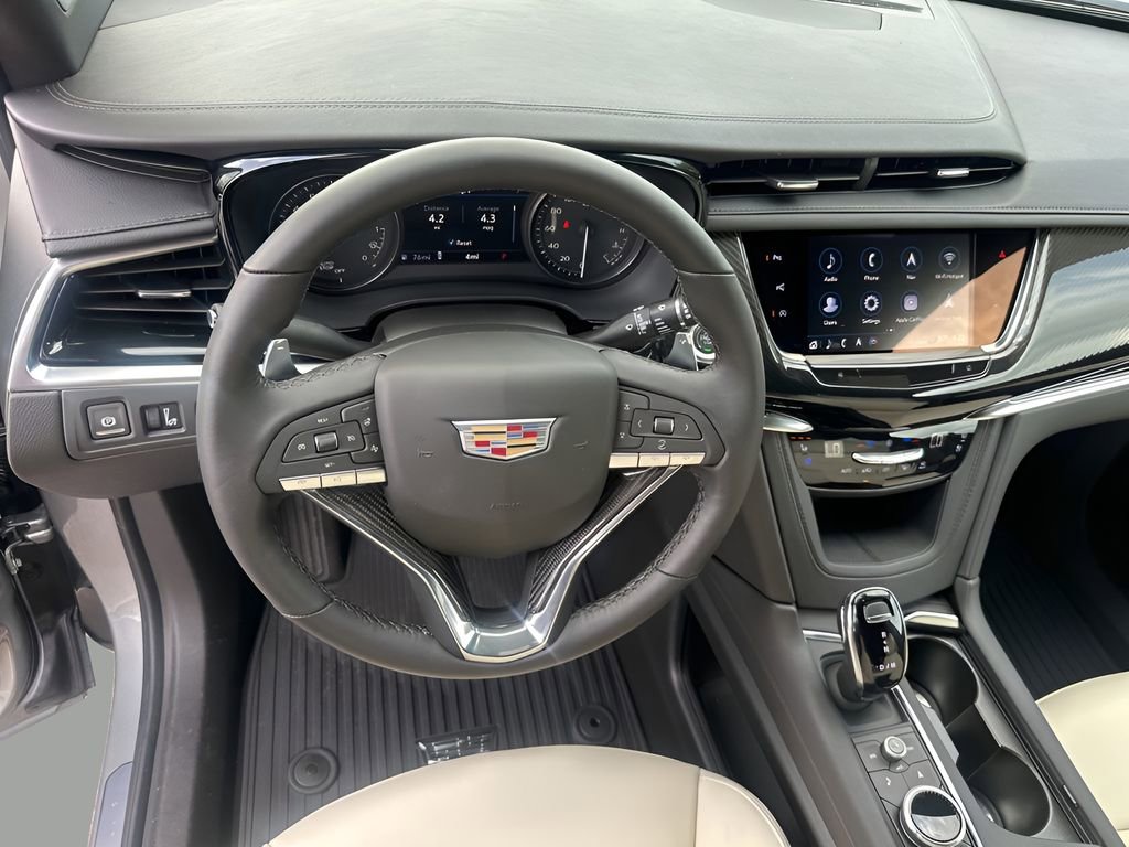 2025 Cadillac XT6 Sport photo 25