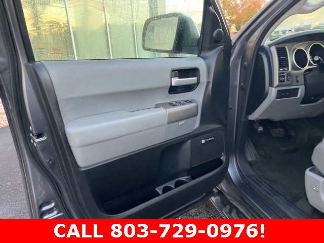 2014 Toyota Sequoia Limited photo 3