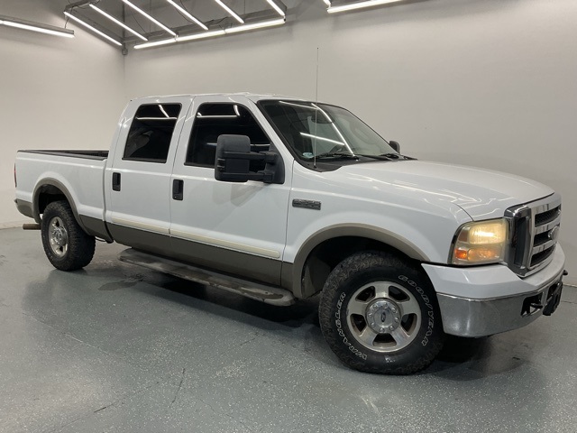 2005 Ford F-250 Lariat photo 2