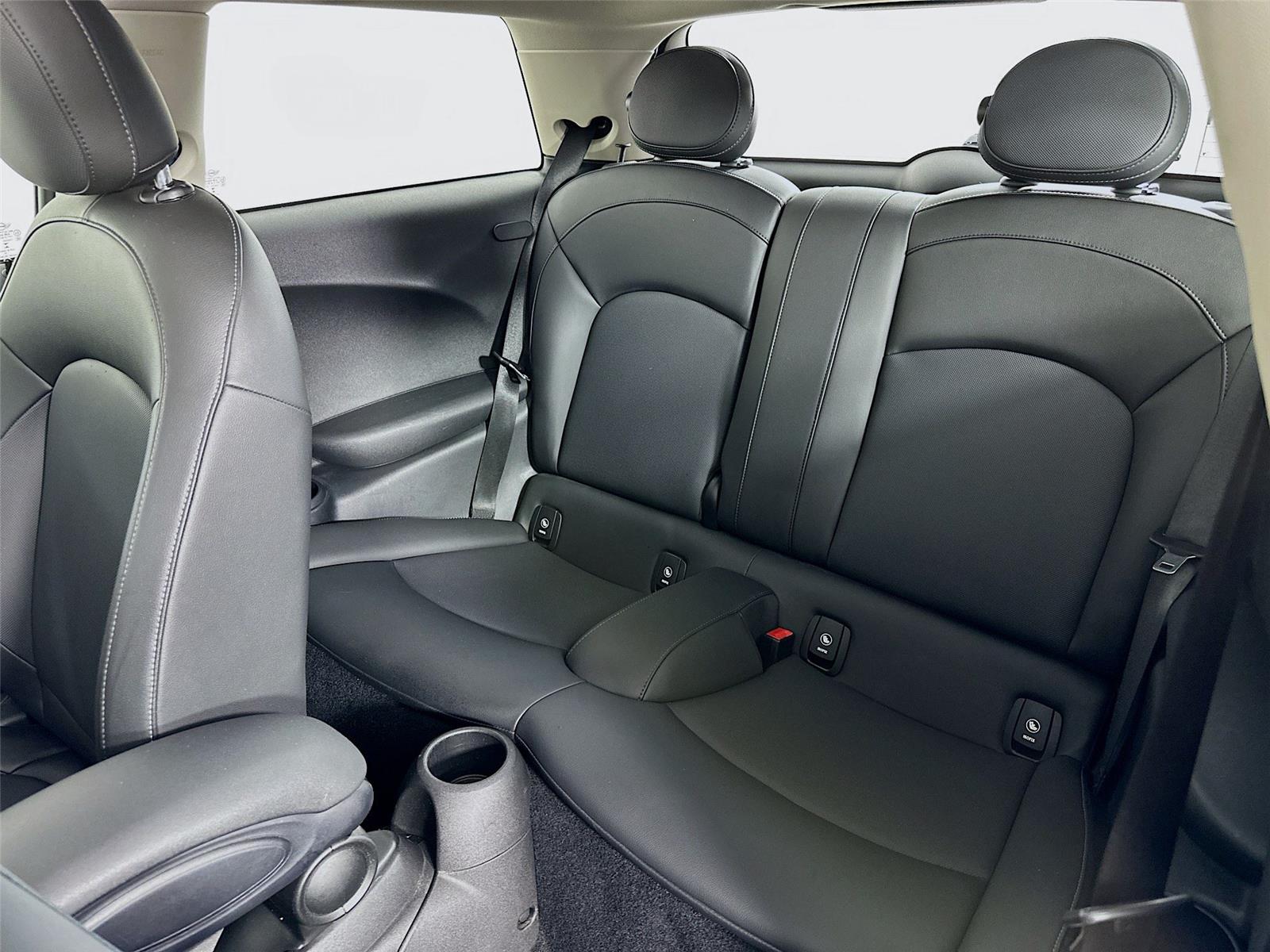 2019 Mini Cooper 2 Door Hardtop photo 24