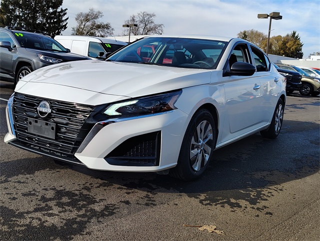 2024 Nissan Altima 2.5 S photo 4