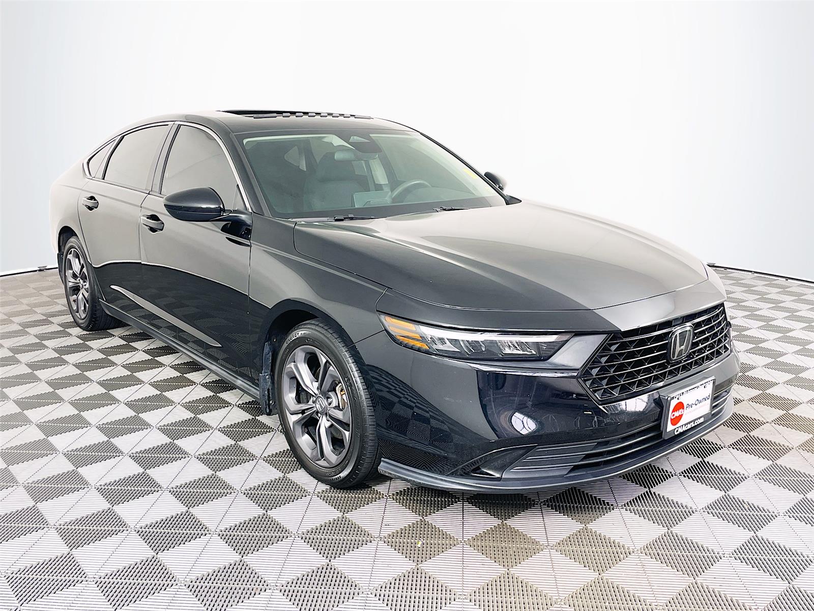 2023 Honda Accord EX's photo