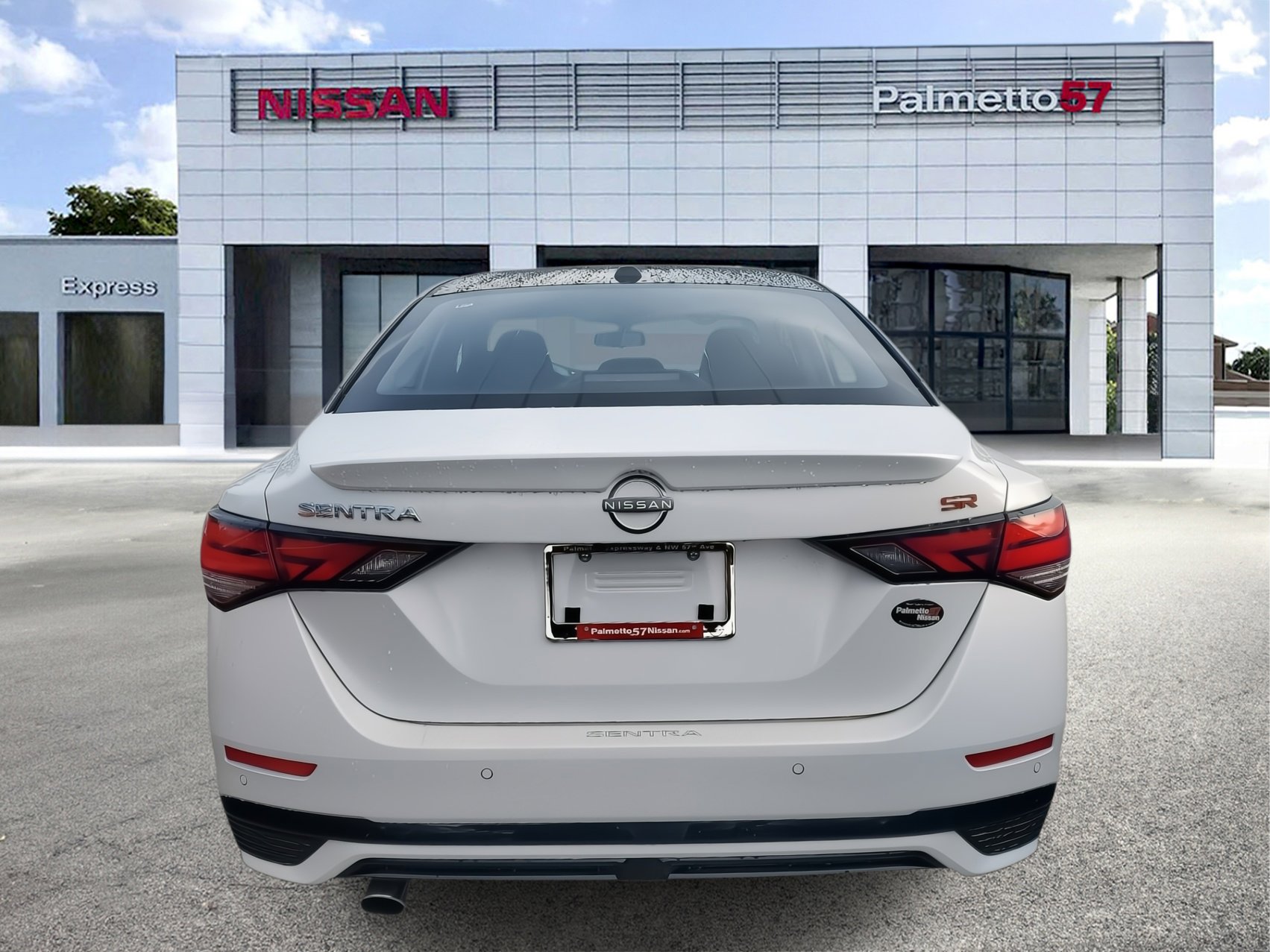 2025 Nissan Sentra SR photo 4