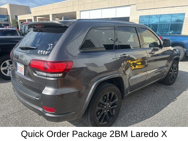 2021 Jeep Grand Cherokee Laredo X photo 6