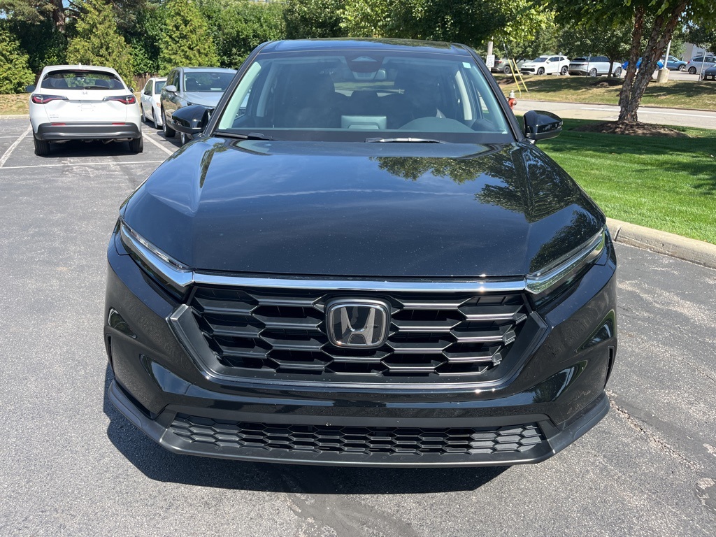 2025 Honda CR-V LX photo 8