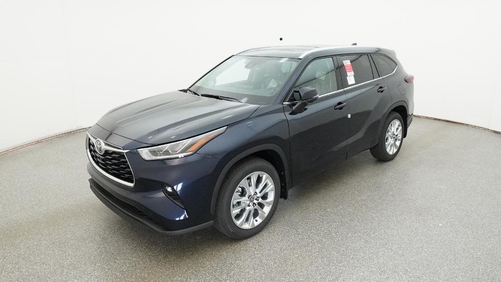 2026 Toyota Highlander Limited's photo