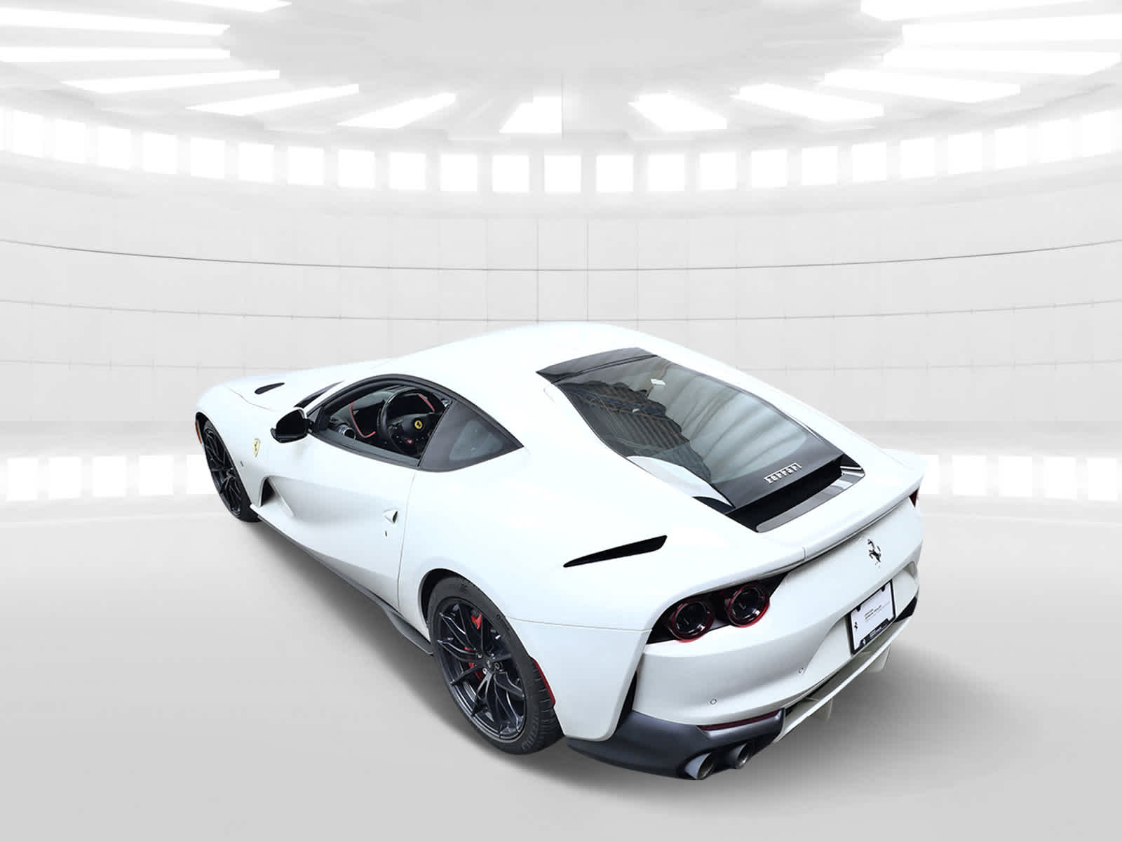 2019 Ferrari 812 Superfast photo 5