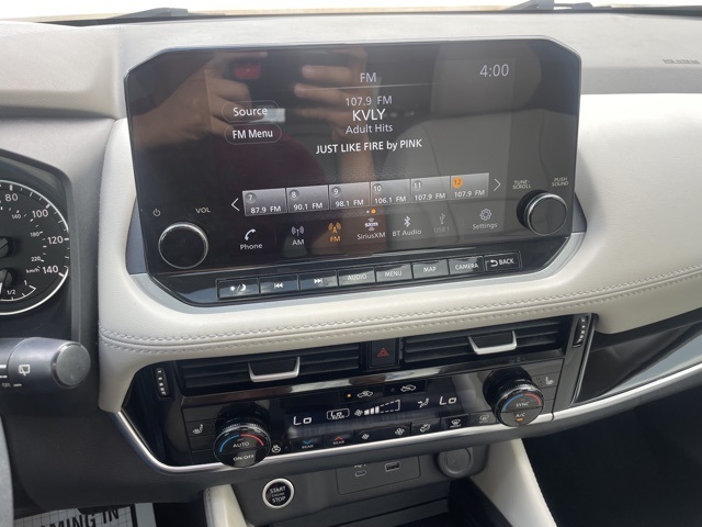 2023 Nissan Rogue SL photo 12