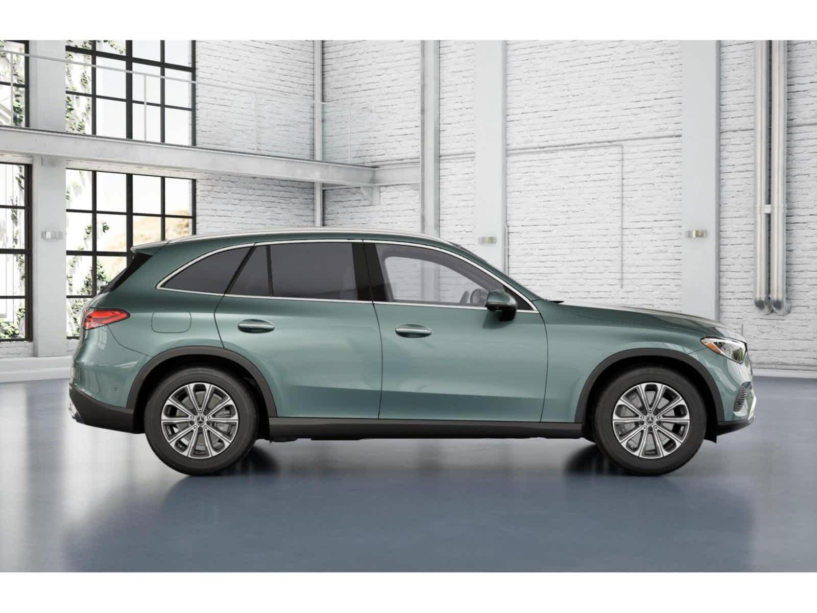 2026 Mercedes Benz GLC 300 photo 2