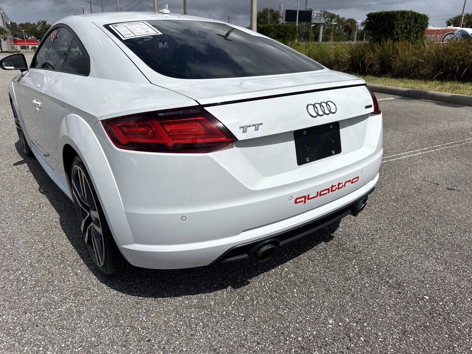 2017 Audi TT 2.0T Quattro photo 9
