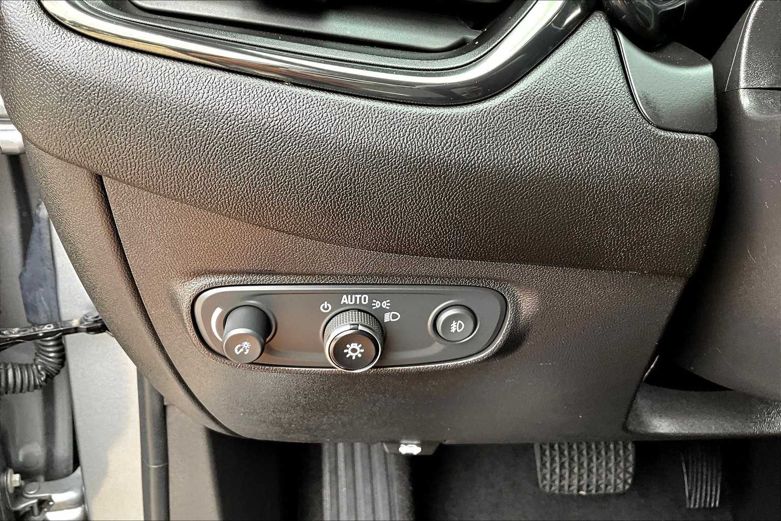 2023 Chevrolet Equinox Premier photo 26