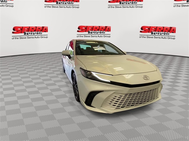 2025 Toyota Camry XSE photo 4