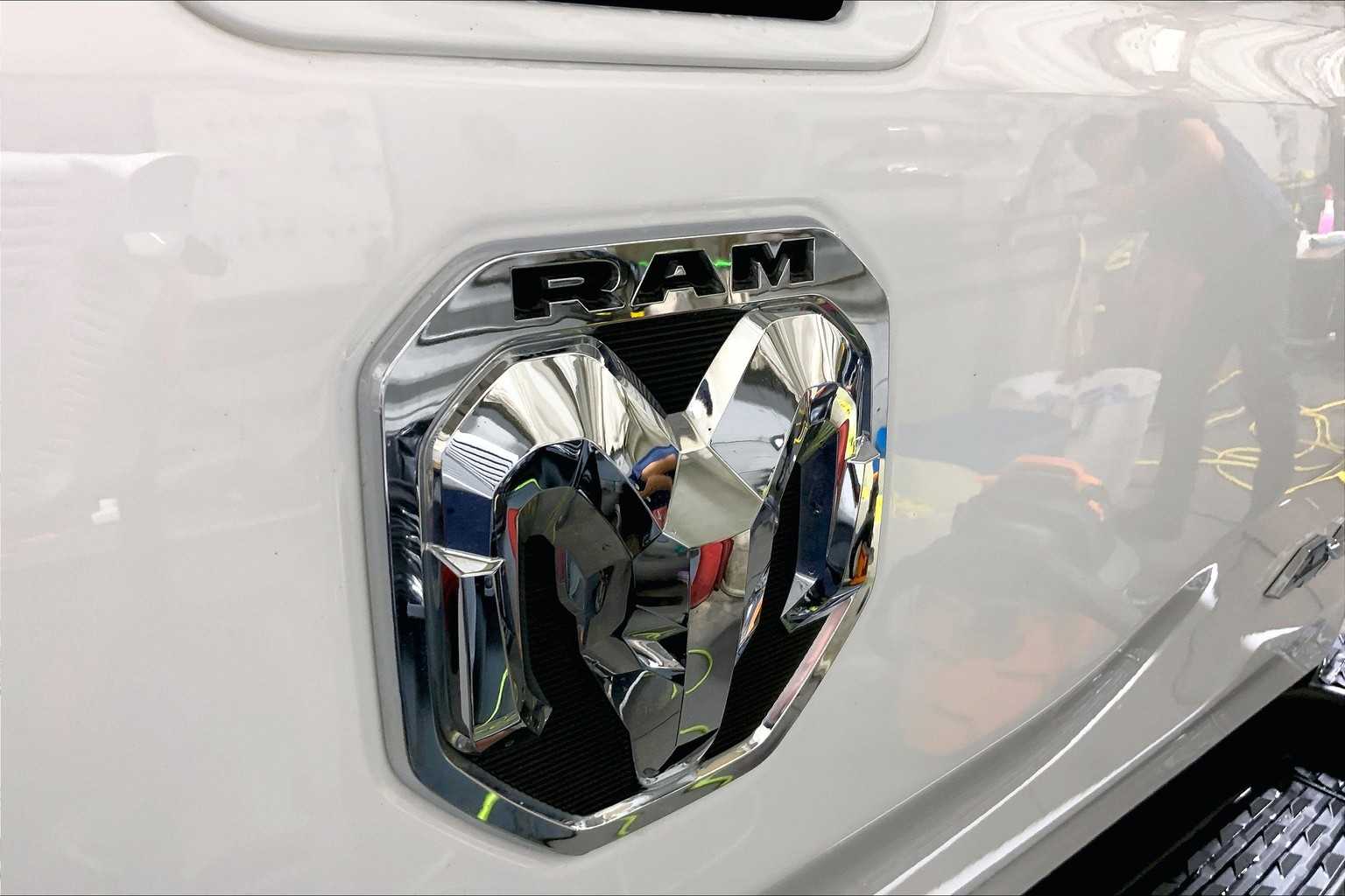 2022 Ram 1500 Laramie photo 22