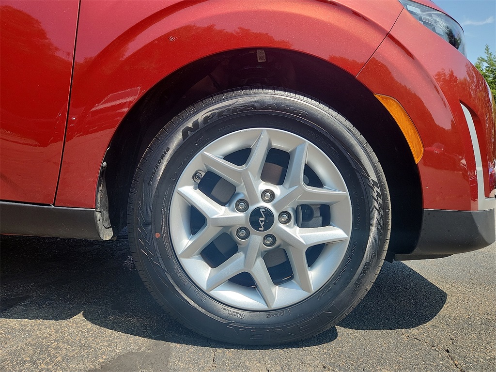 2024 Kia Soul S photo 8