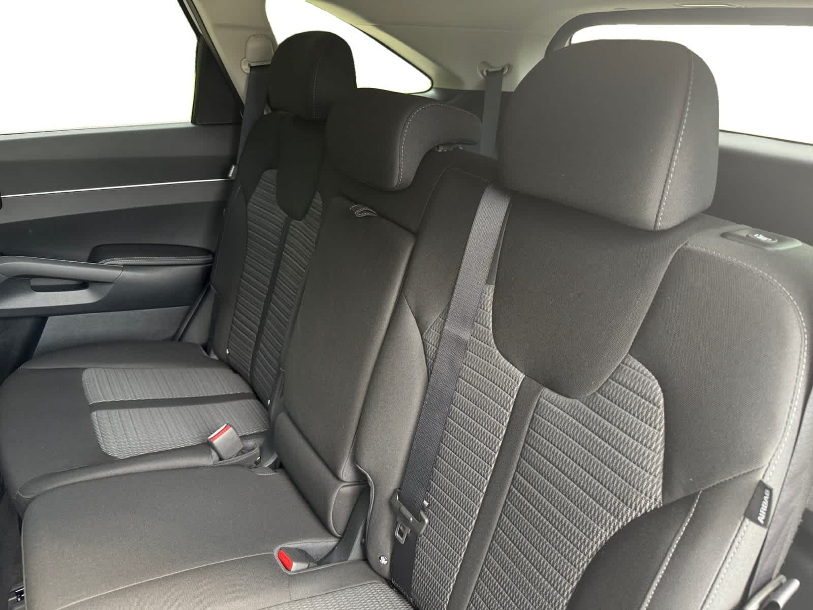 2025 Kia Sorento LX photo 12