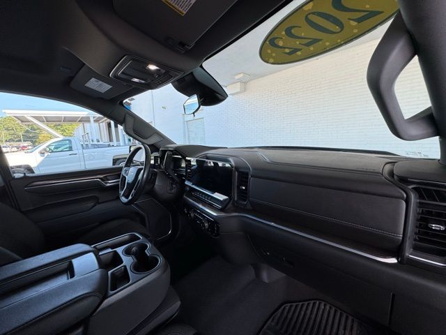 2022 Chevrolet Silverado 1500 LT photo 14