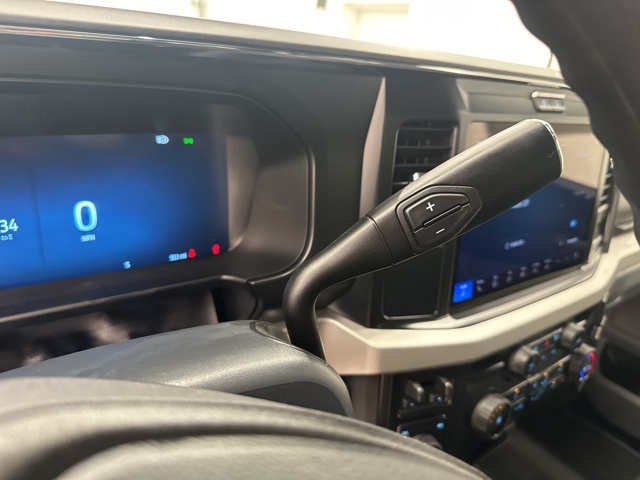 2025 Ford F-250 XLT photo 16