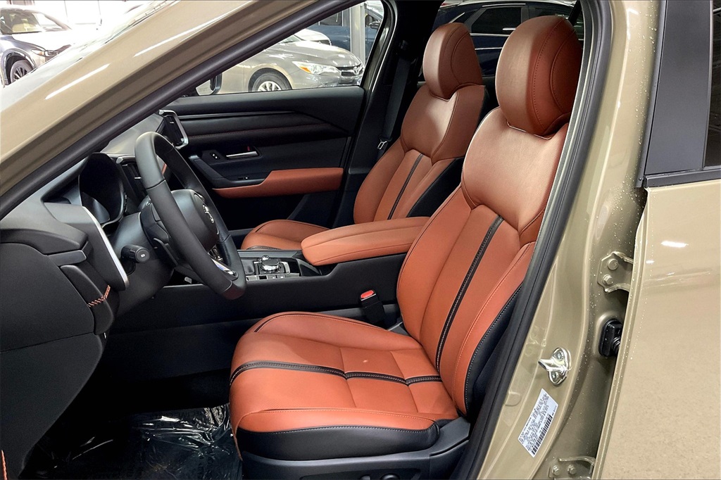 2025 MAZDA CX-50 - Image 8
