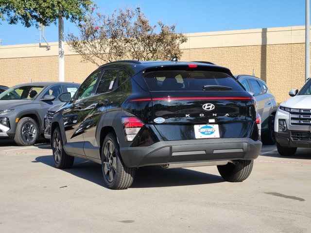 2026 Hyundai Kona SEL photo 2