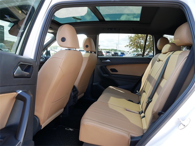 2023 Volkswagen Tiguan SE R-Line Black photo 16