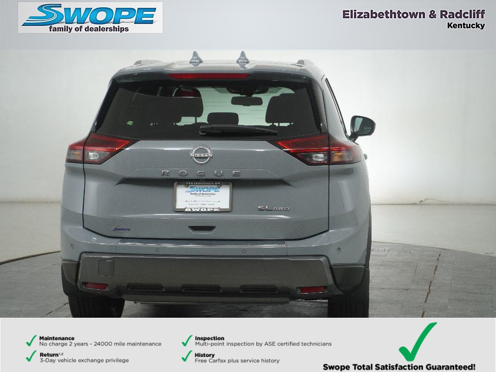 2025 Nissan Rogue SL photo 4