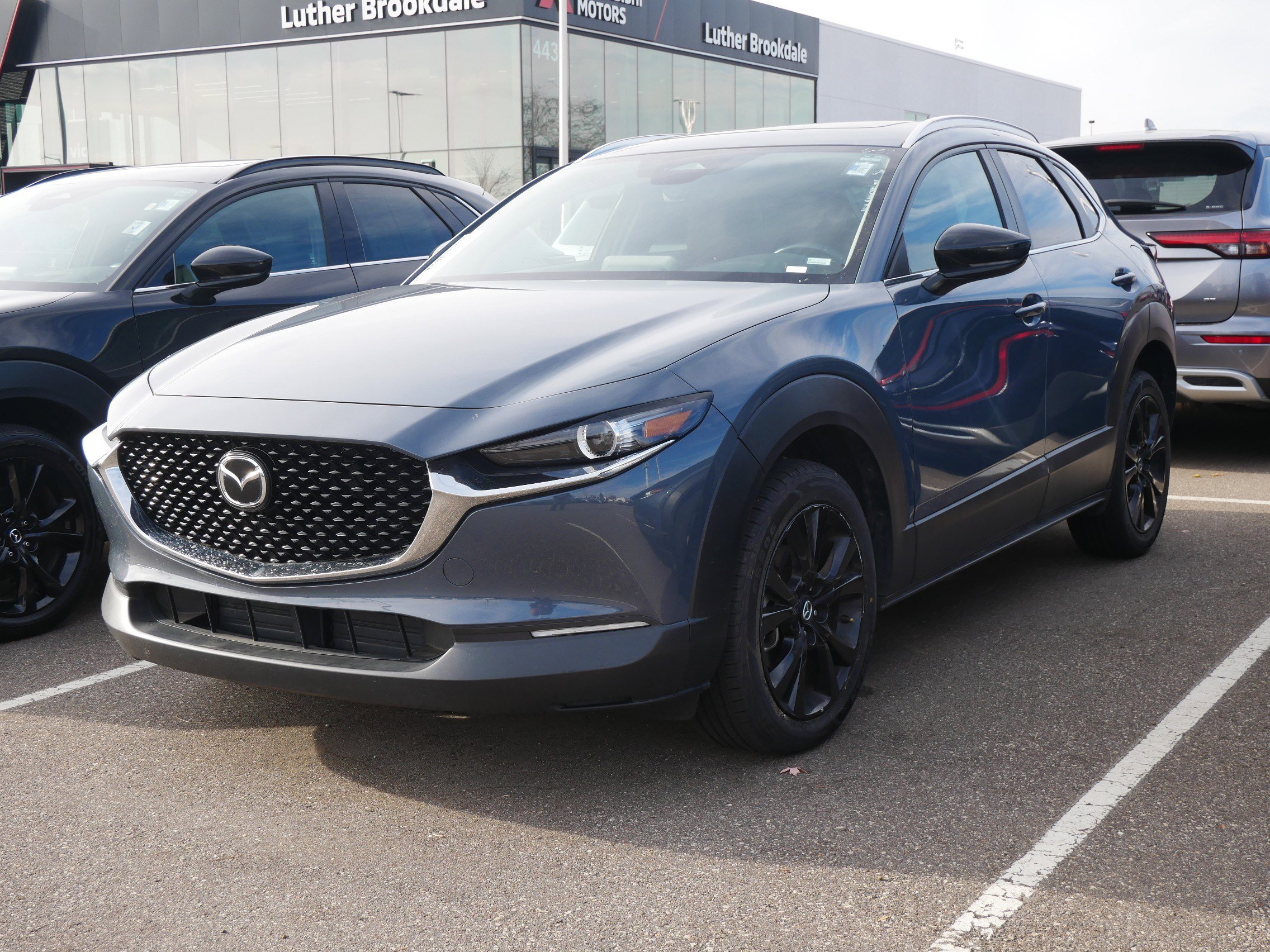 2024 Mazda CX-30 2.5 S Carbon photo 3