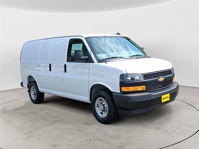 2025 Chevrolet Express Cargo 2500 photo 7