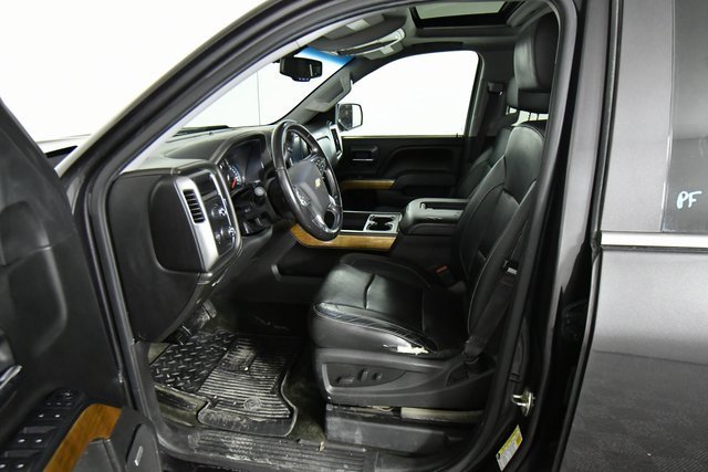 2016 Chevrolet Silverado 1500 LTZ photo 4