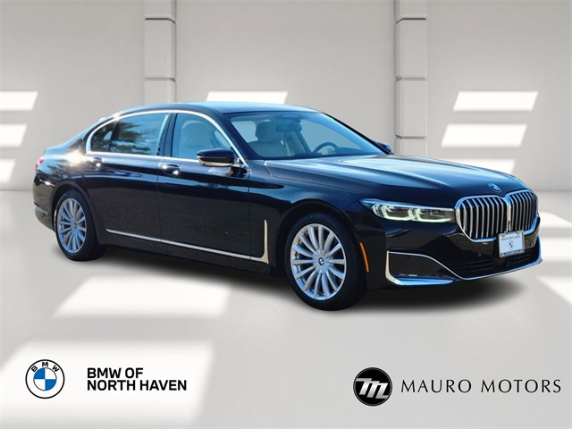 2021 BMW 7 Series 740's photo