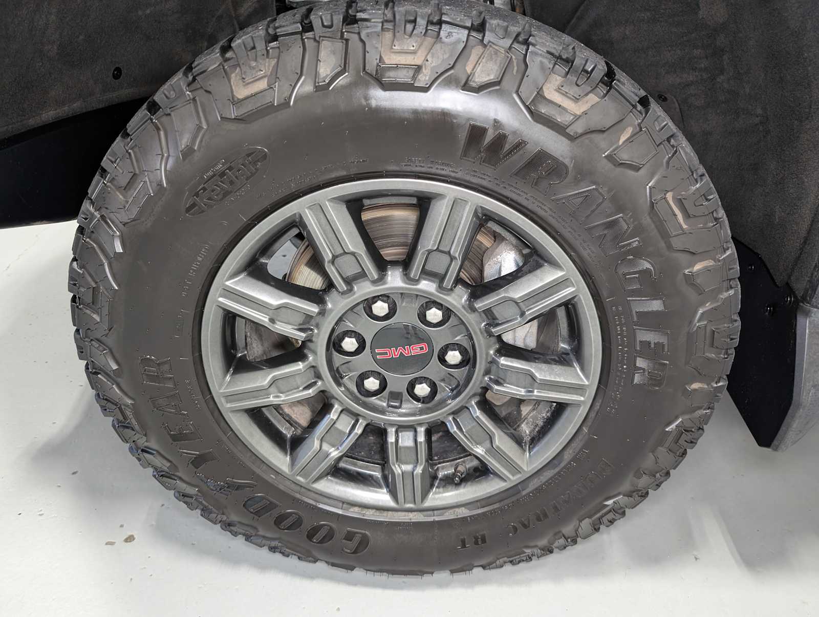 2024 Gmc Sierra 1500 AT4X photo 3