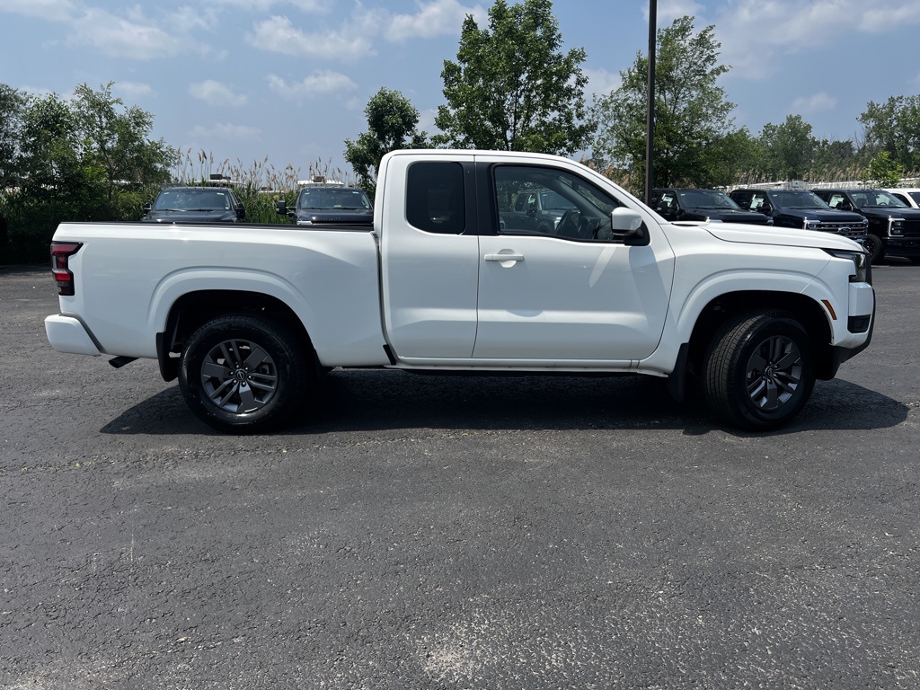 2025 Nissan Frontier SV photo 21