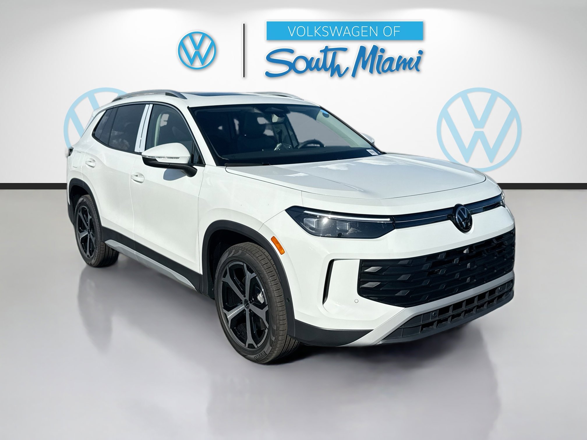 2026 Volkswagen Tiguan SE's photo