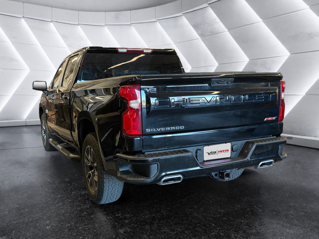 2023 Chevrolet Silverado 1500 RST photo 5
