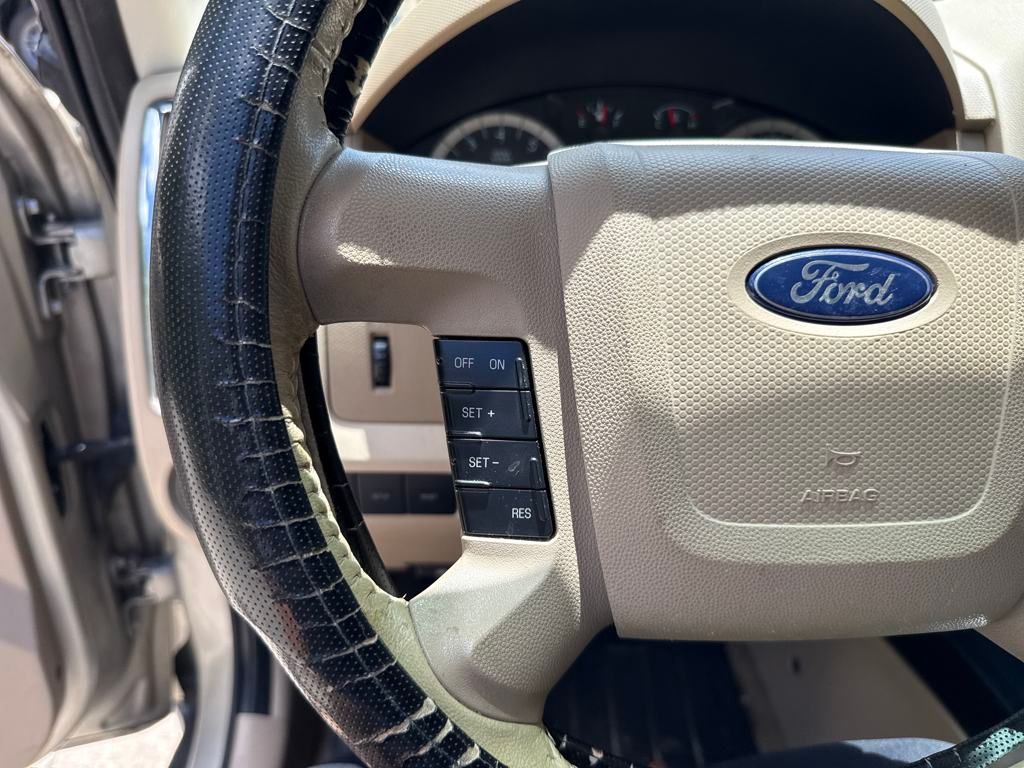 2011 Ford Escape Limited photo 14
