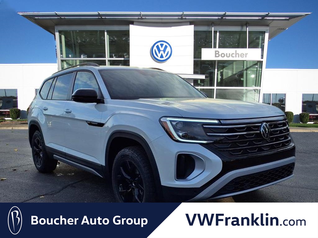 2026 Volkswagen Atlas Atlas Peak Edition's photo