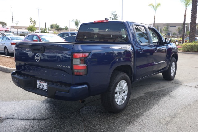 2023 Nissan Frontier SV photo 3