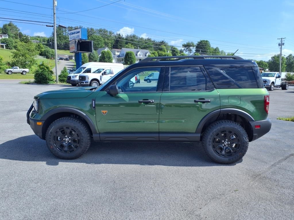 2025 Ford Bronco Sport Badlands photo 2