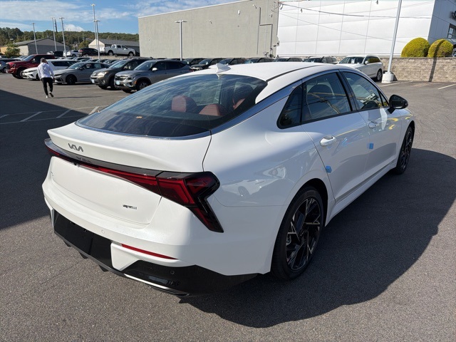 2026 Kia K5 GT-Line photo 3
