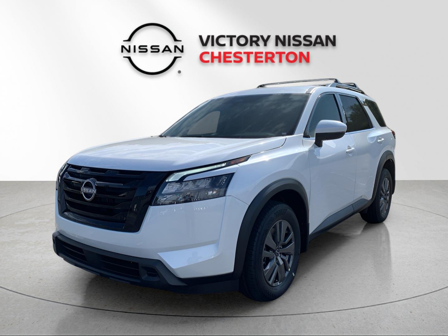 2025 Nissan Pathfinder SV's photo