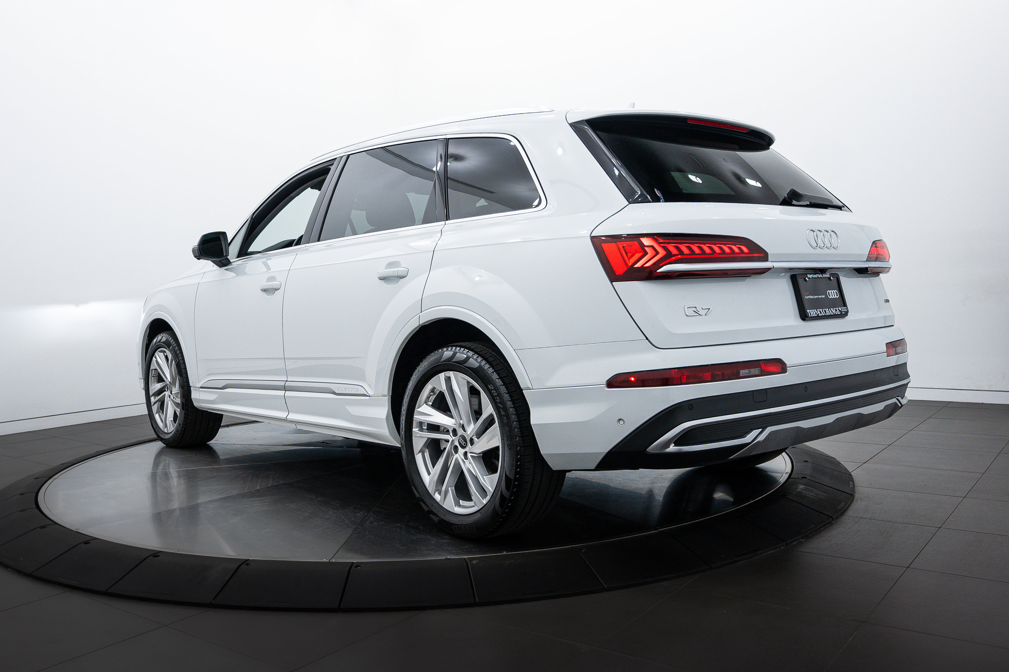 2024 Audi Q7 Premium Plus photo 4