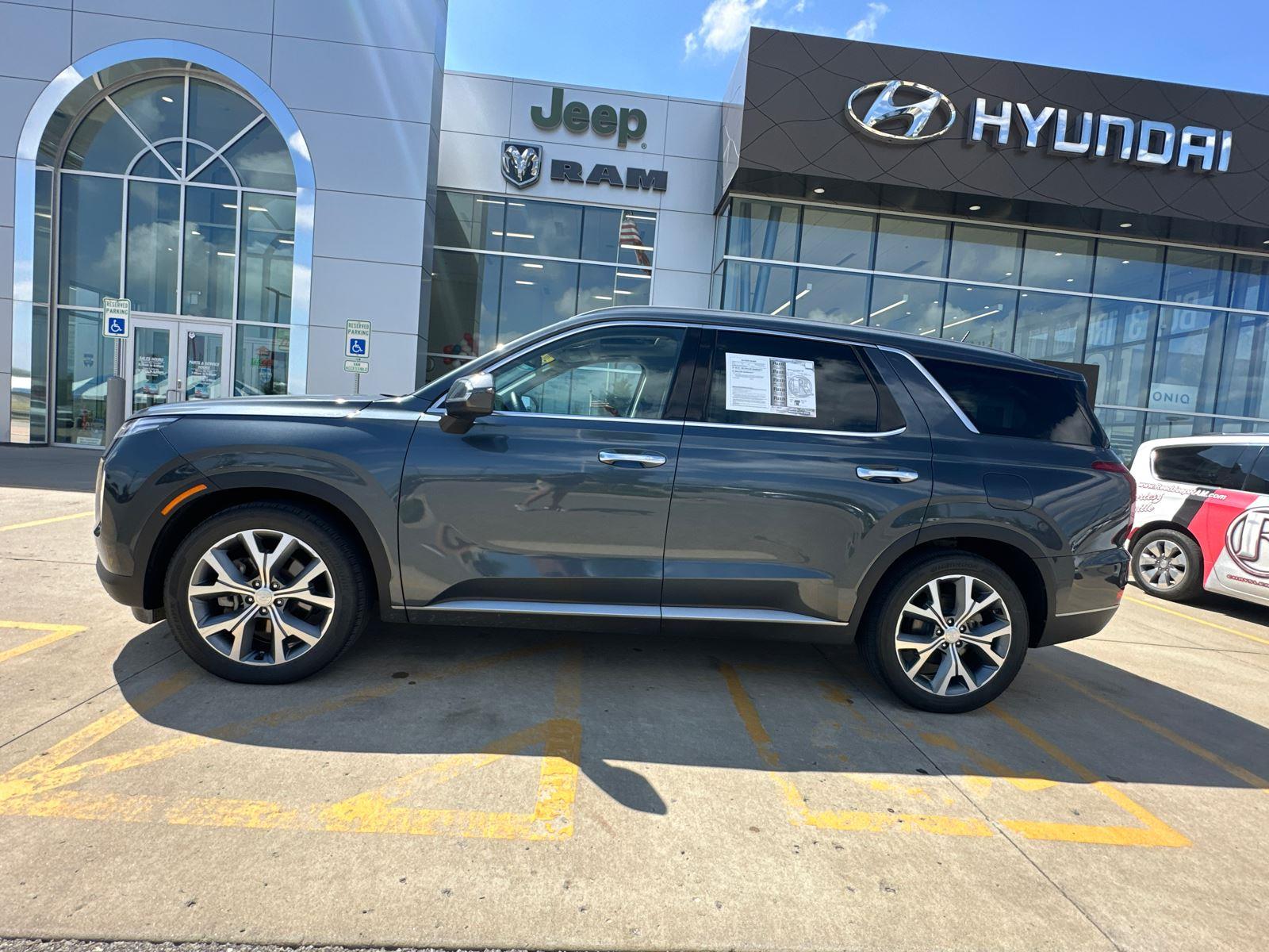 Used 2020 Hyundai Palisade SEL with VIN KM8R3DHE5LU057793 for sale in Kansas City